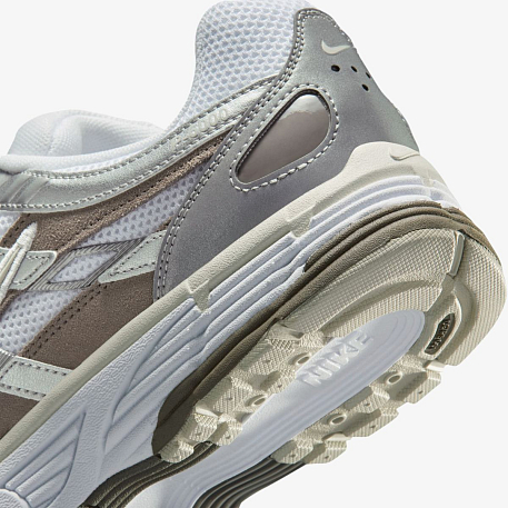 Кроссовки NIKE W P-6000