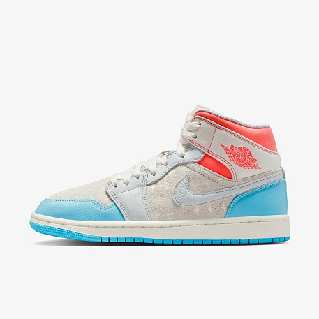 Кроссовки WMNS AIR JORDAN 1 MID