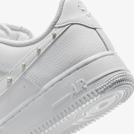 Кроссовки NIKE WMNS AIR FORCE 1 07