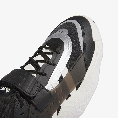 Кроссовки Adidas STREETBALL III