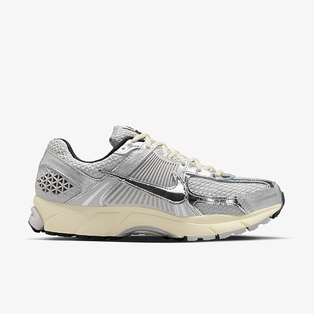 Кроссовки NIKE ZOOM VOMERO 5