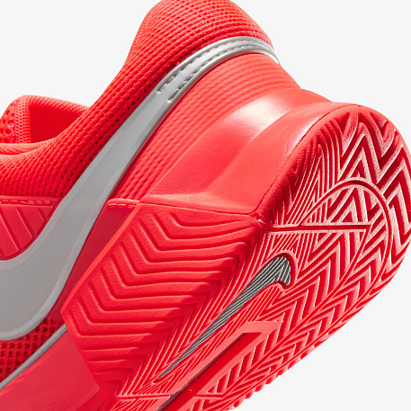 Кроссовки NIKE W ZOOM GP CHALLENGE 1 HC PRM F