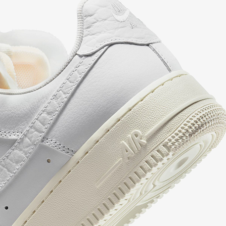 Кроссовки NIKE WMNS AIR FORCE 1 LO PRM