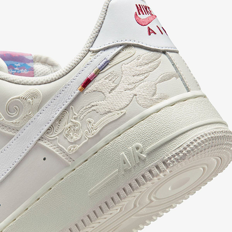 Кроссовки NIKE AIR FORCE 1 07