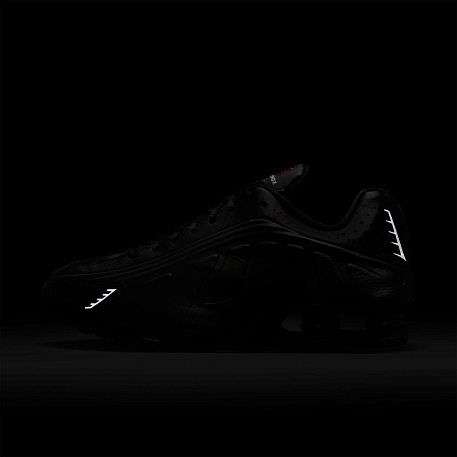 Кроссовки NIKE SHOX R4