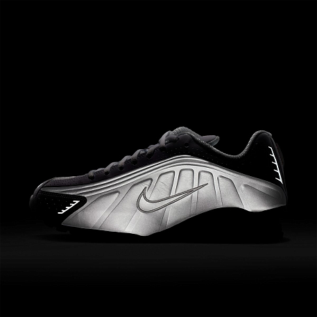 Кроссовки NIKE SHOX R4