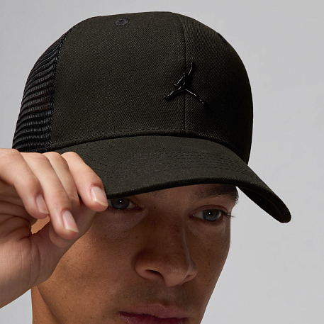 кепка JORDAN JAN METAL JUMPMAN TRUCKER