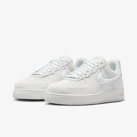 Кроссовки NIKE W AIR FORCE 1 07