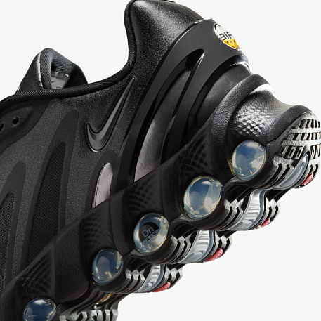 Кроссовки NIKE W AIR MAX DN8