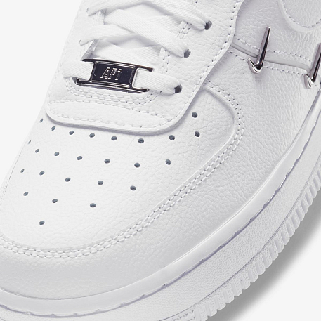 Кроссовки NIKE WMNS AIR FORCE 1 07 LX
