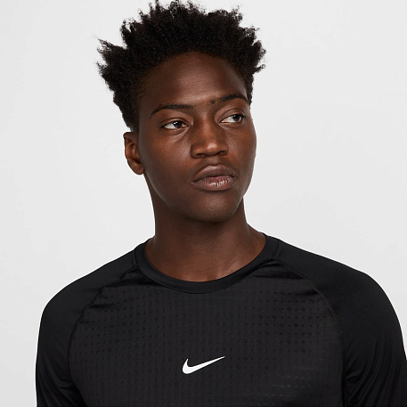 Футболка NIKE M NP BREATHE SLIM SS TOP