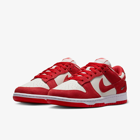 Кроссовки NIKE WMNS DUNK LOW