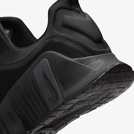 Кроссовки NIKE FREE METCON 6