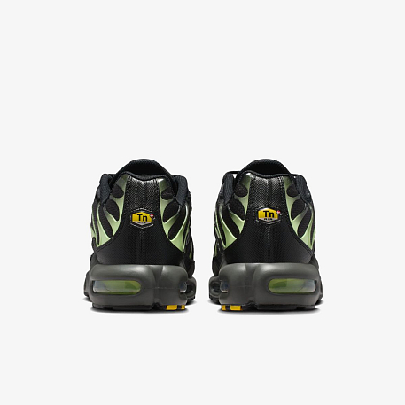 Кроссовки NIKE AIR MAX PLUS