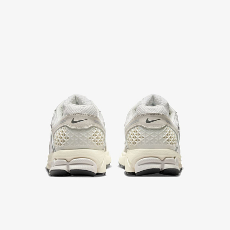 Кроссовки NIKE ZOOM VOMERO 5