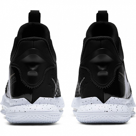 Кроссовки Nike Lebron Witness V