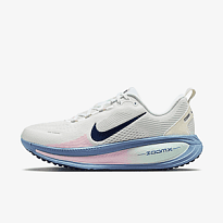 Кроссовки NIKE W VOMERO 18