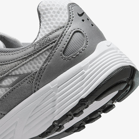 Кроссовки NIKE P-6000 BG