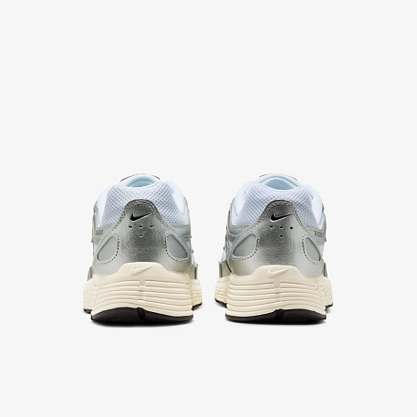 Кроссовки NIKE P-6000