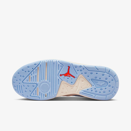 Кроссовки WMNS JORDAN CMFT ERA