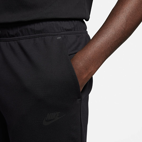 Шорты Nike Sportswear Tech Fleece Lightweight