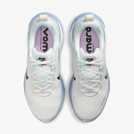 Кроссовки NIKE W VOMERO 18