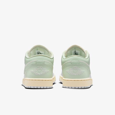 Кроссовки WMNS AIR JORDAN 1 LOW