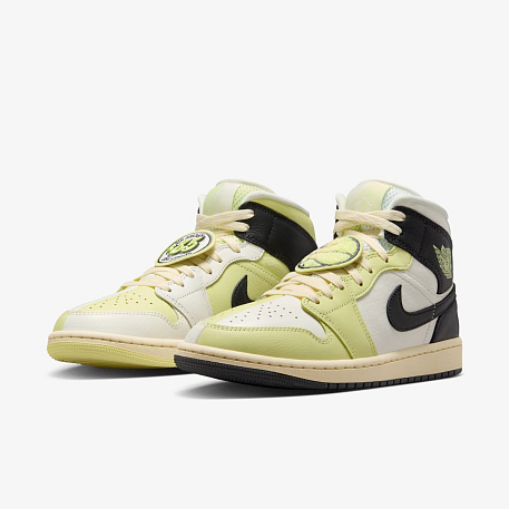 Кроссовки WMNS AIR JORDAN 1 MID SE