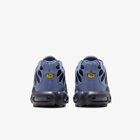 Кроссовки NIKE AIR MAX PLUS