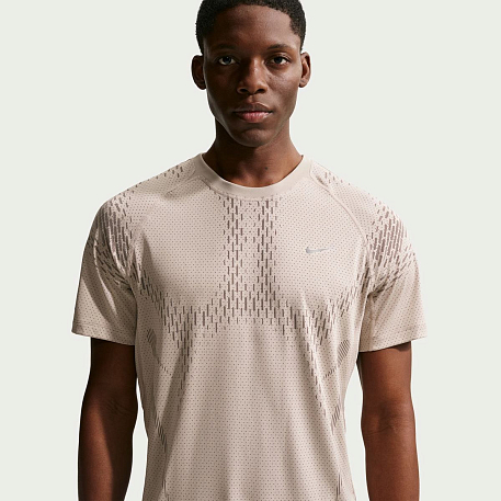 Футболка NIKE M NK DFADV STRIDE NVLTY SS TOP