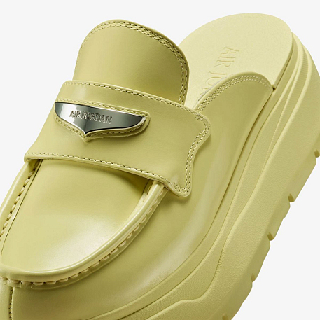 Тапочки WMNS AIR JORDAN MULE