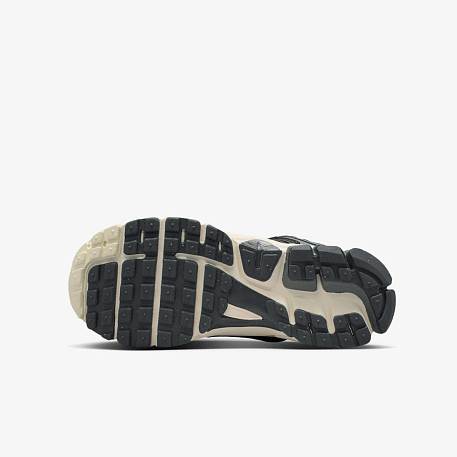 Кроссовки NIKE VOMERO 5 EE (GS)