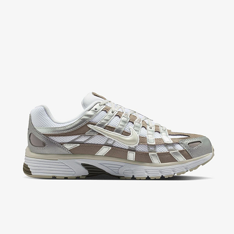 Кроссовки NIKE W P-6000