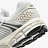Кроссовки NIKE ZOOM VOMERO 5