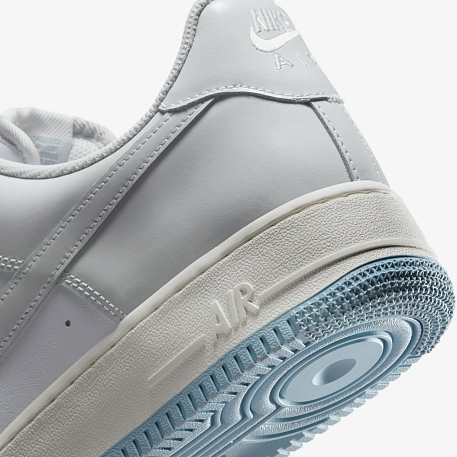 Кроссовки NIKE AIR FORCE 1 07