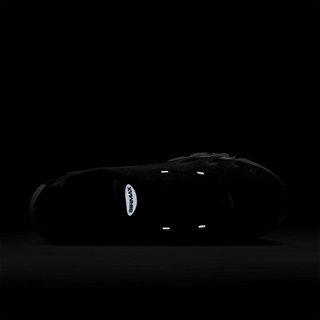 Кроссовки NIKE AIR MAX DN8