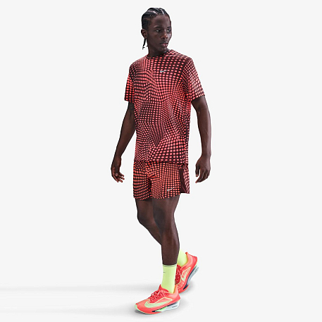 Футболка NIKE M NK DF MILER PRNT/MAT EXT