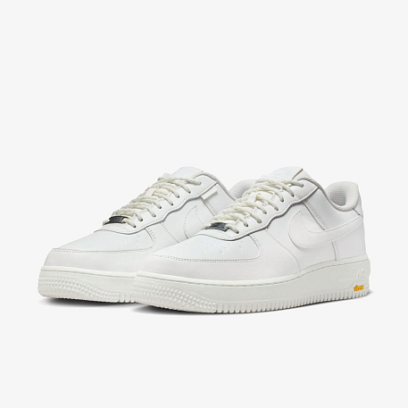 Кроссовки NIKE AIR FORCE 1 GTX VIBRAM