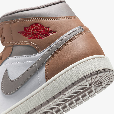 Кроссовки AIR JORDAN 1 MID