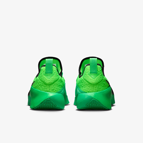 Кроссовки NIKE LEBRON TR 1