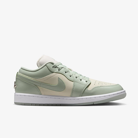 Кроссовки WMNS AIR JORDAN 1 LOW SE