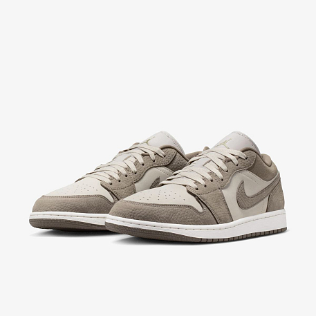 Кроссовки JORDAN AIR JORDAN 1 LOW