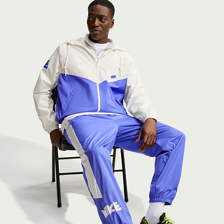 Брюки NIKE M NK WR GFX WVN PANT