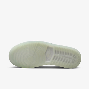 Кроссовки WMNS AIR JORDAN 1 LOW SE