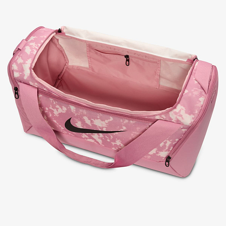 СУМКА NIKE NK BRSLA S DUFF - 9.5 AOP SP25