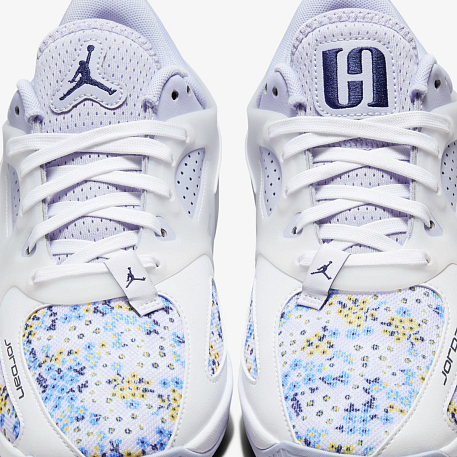 Кроссовки WMNS JORDAN HEIR SERIES