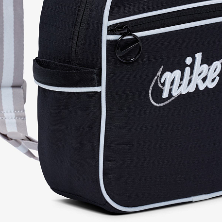 Рюкзак NIKE NSW FUTURA 365 MINI BKPK-RETRO