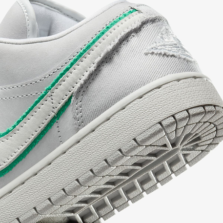 Кроссовки WMNS AIR JORDAN 1 LOW SE