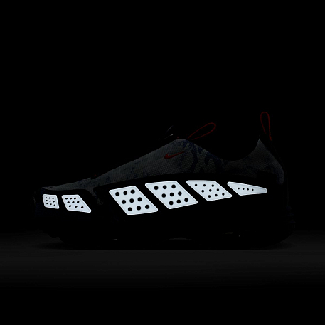 Кроссовки NIKE AIR MAX SNDR SE