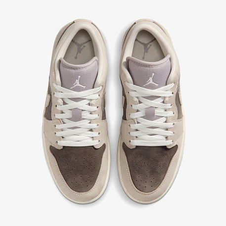Кроссовки WMNS AIR JORDAN 1 LOW SE